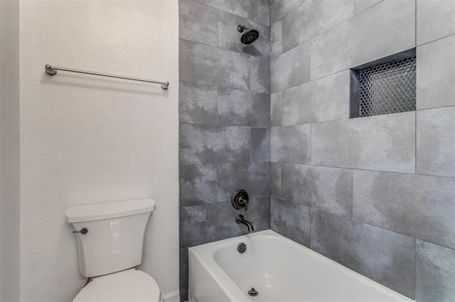 Building Photo - 817 Rushmore Dr