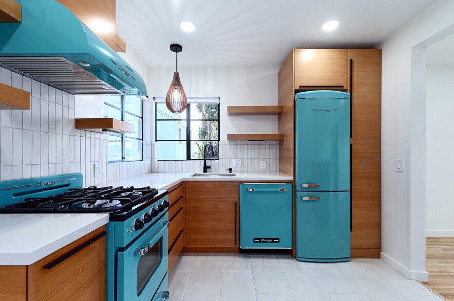 Kitchen - 1940 Clinton St