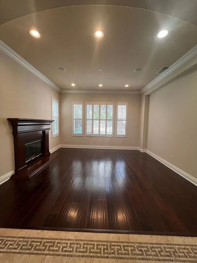 Building Photo - 26803 Mont Calabasas Dr