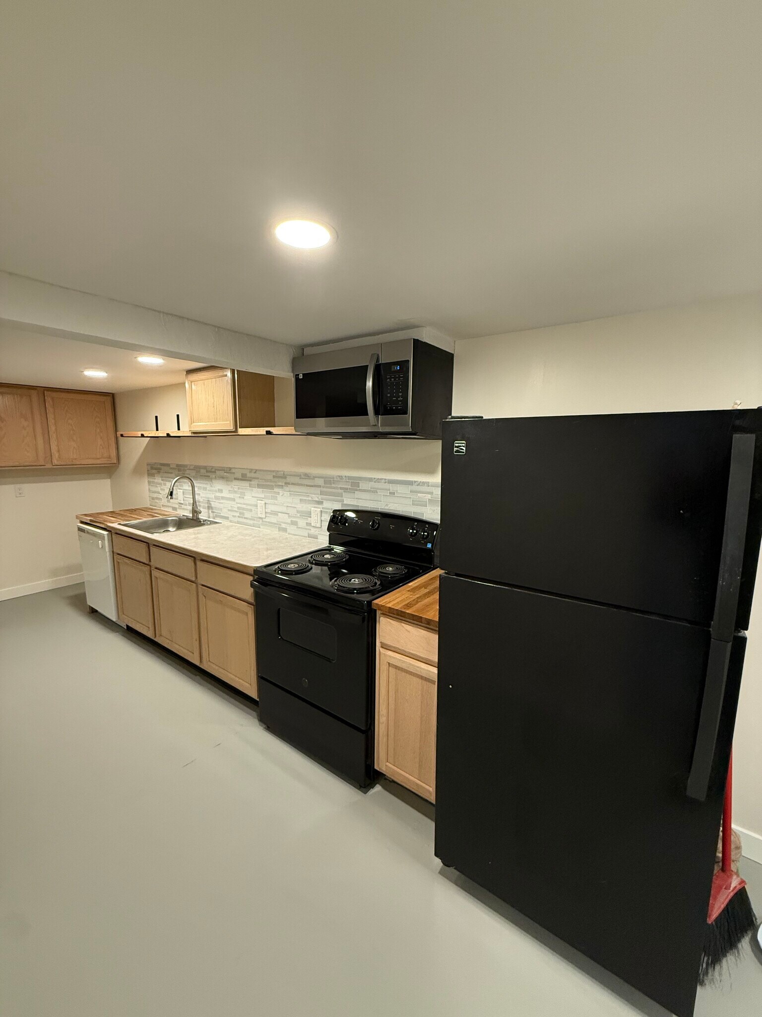 Building Photo - 5454 45th Ave SW