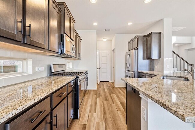 Building Photo - 3651 Sandy Brook Dr