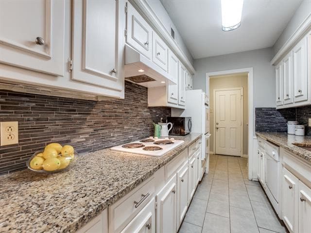 Building Photo - 10628 Sandpiper Ln