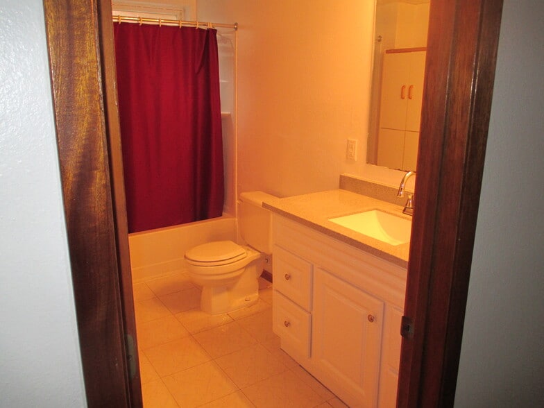 Primary Photo - 2461 Northridge Dr