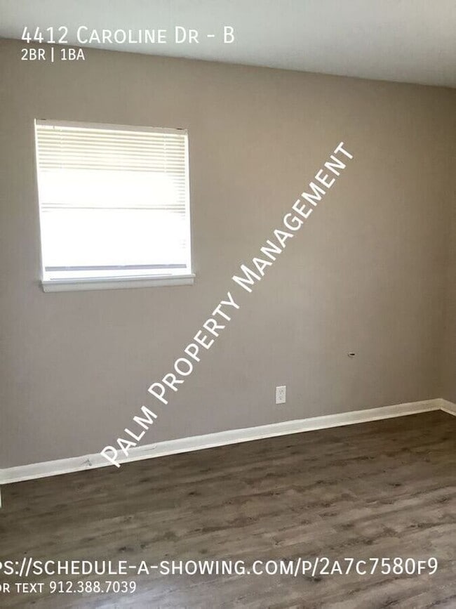 Building Photo - 4412 Caroline Dr