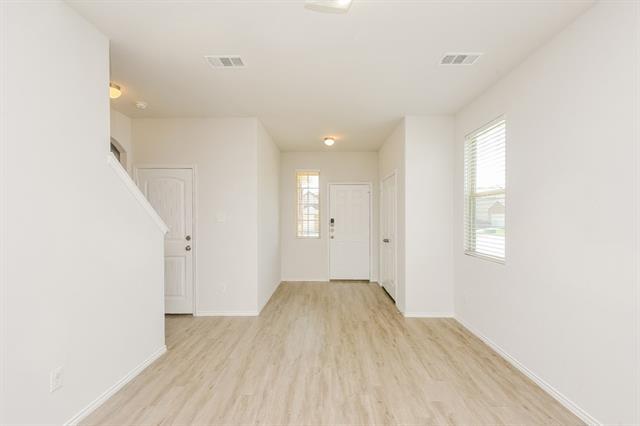 Building Photo - 8348 Yaupon Holly Trl