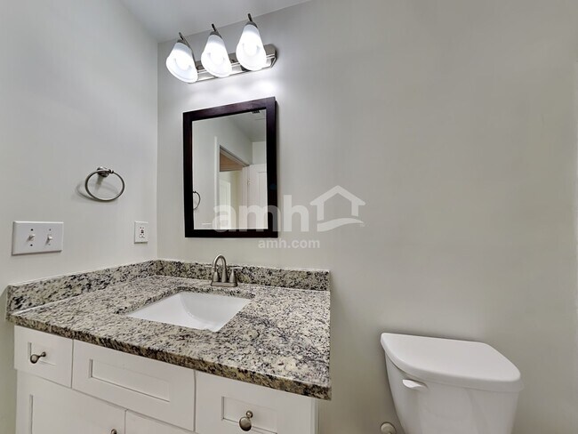 Building Photo - 601 Scotland Dr