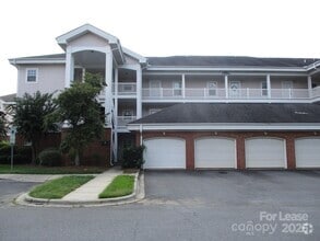 Building Photo - 9113 Meadow Vista Rd
