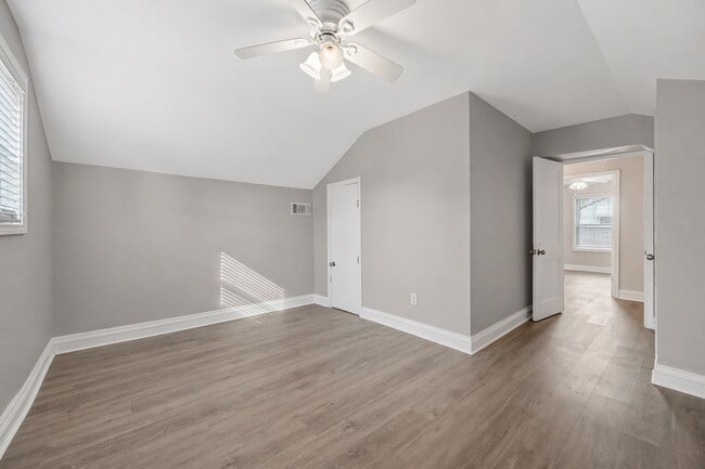 Building Photo - 3823 Florinda St