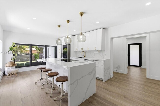 Building Photo - 86 NE 110th St