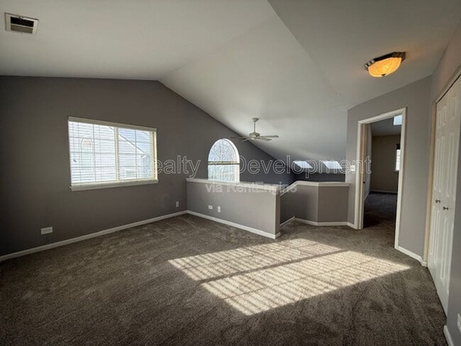 Building Photo - 1072 Ripple Ridge