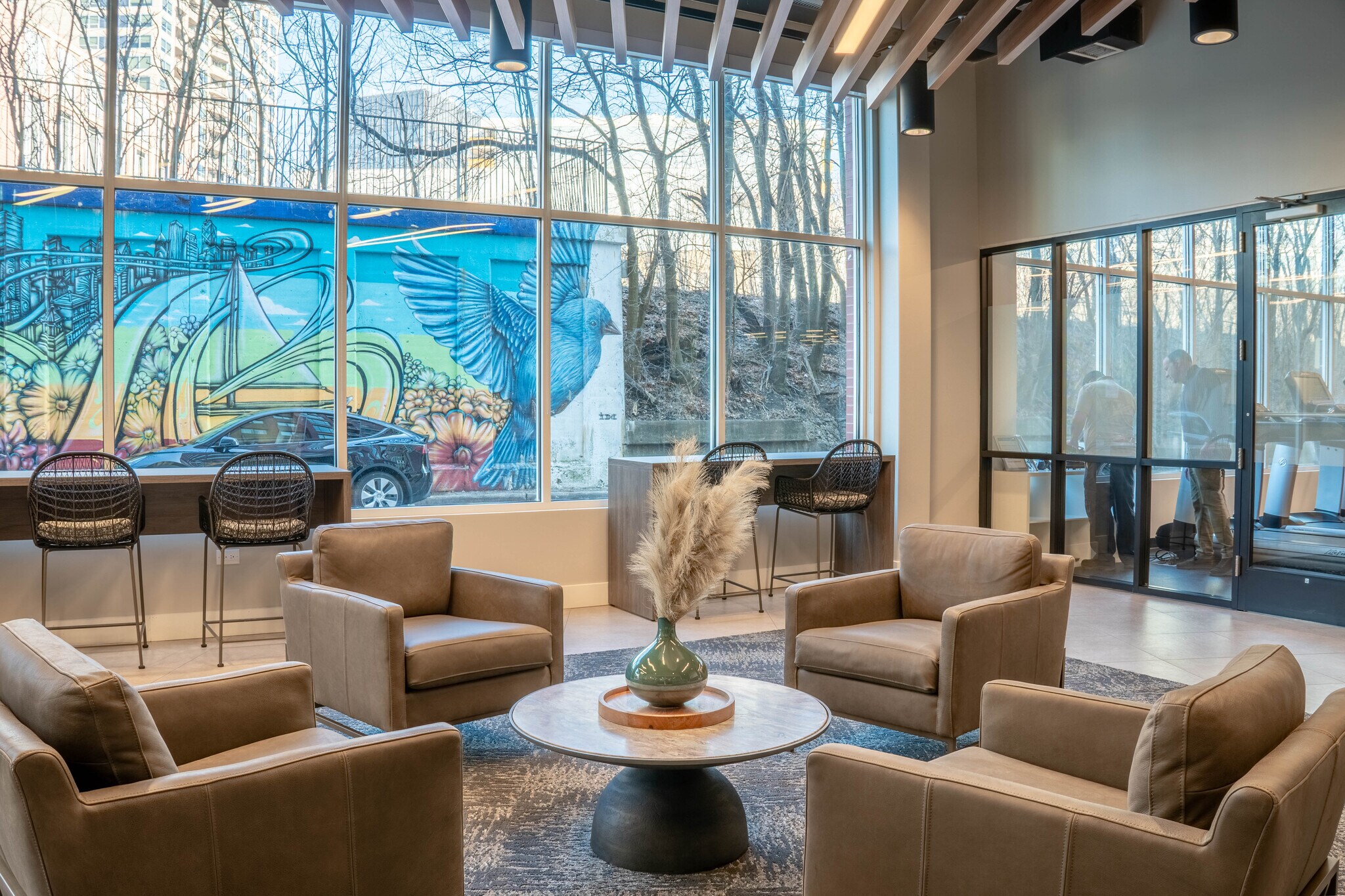 Lobby & Lounge - The Rhapsody at Davis Station