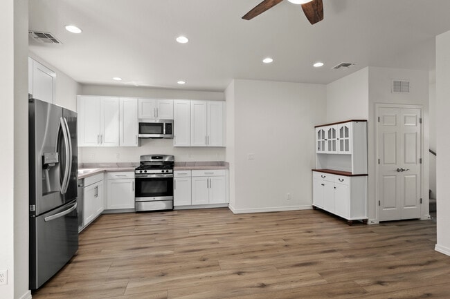 Building Photo - 38 E Butler Ave