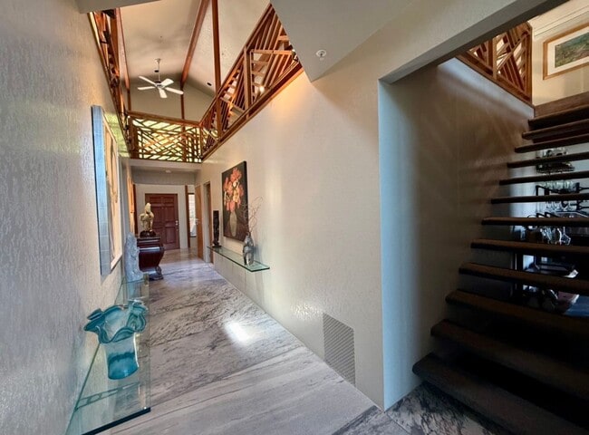 Building Photo - 35 Linda Vista Dr