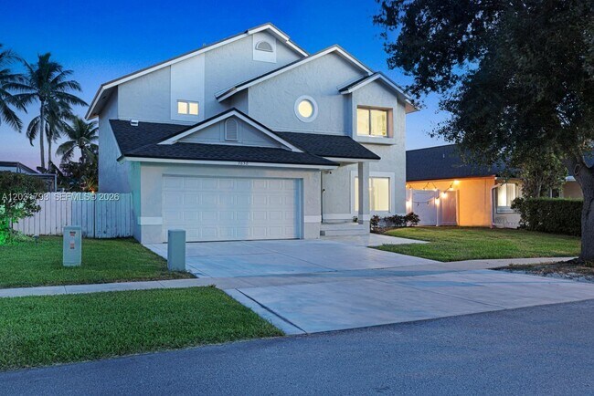 Building Photo - 9650 SW 9th Ct