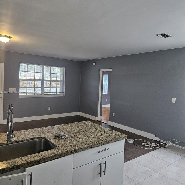 Building Photo - 16115 NW 42nd Ave