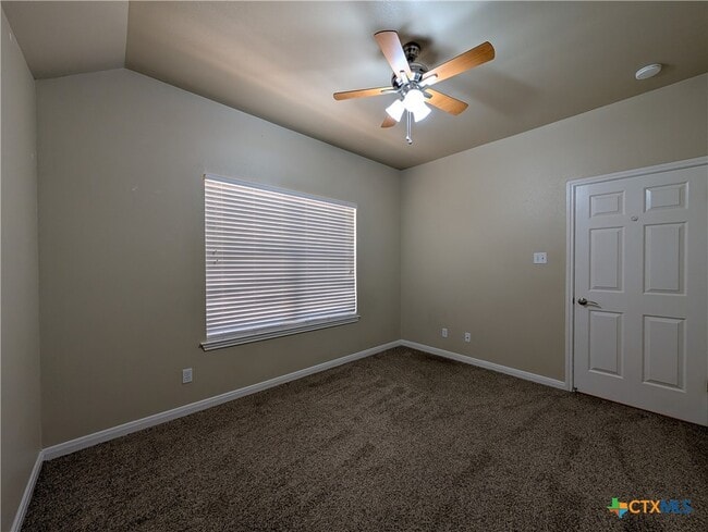 Building Photo - 1662 Lantana Cir