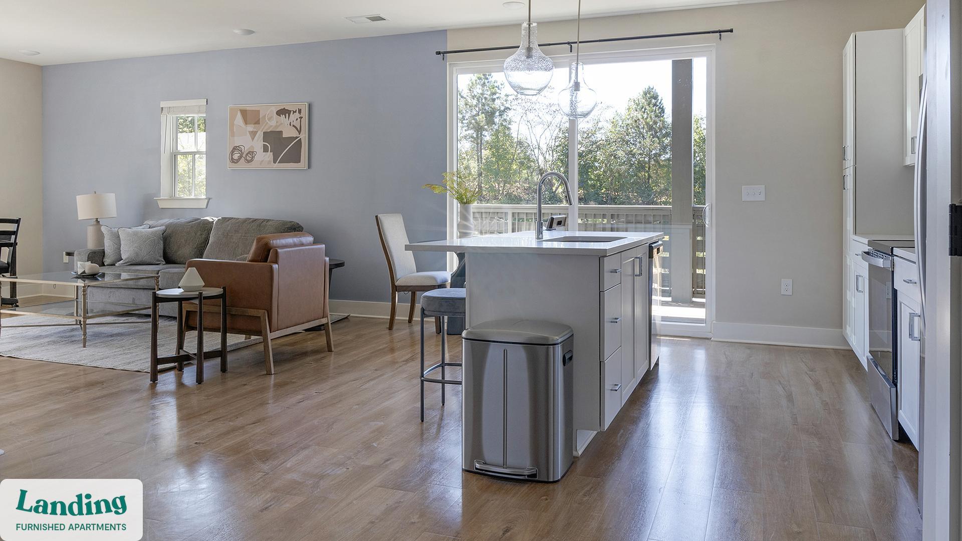 Building Photo - 1000 Forestview Dr