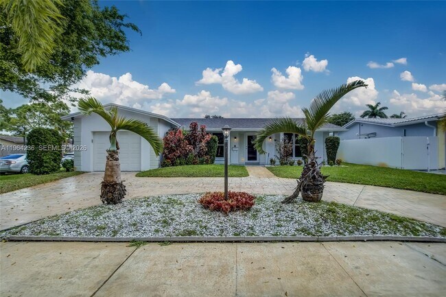 Building Photo - 4917 W Park Rd