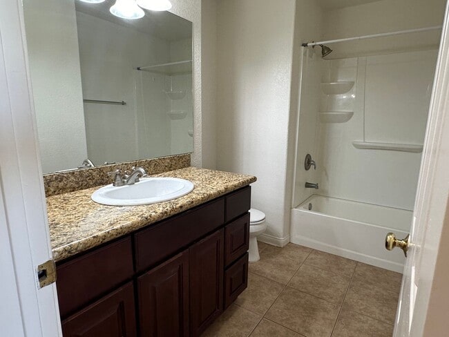 Building Photo - COMING SOON! 3+2+ Bonus Room with attached garage