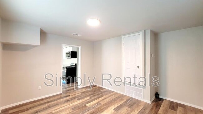 Building Photo - 1221 Stanford St