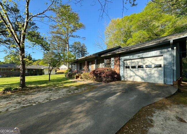 Building Photo - 133 McCaskill Dr