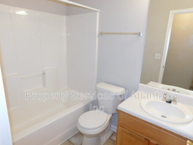 Building Photo - 153 Windcroft Ln NW