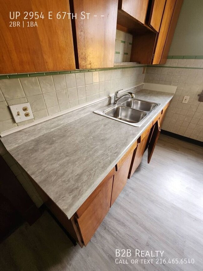 Building Photo - UP 2954 E 67th St--