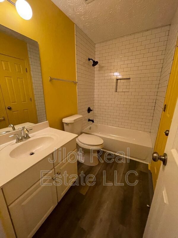 Building Photo - 61 Fulton St SE