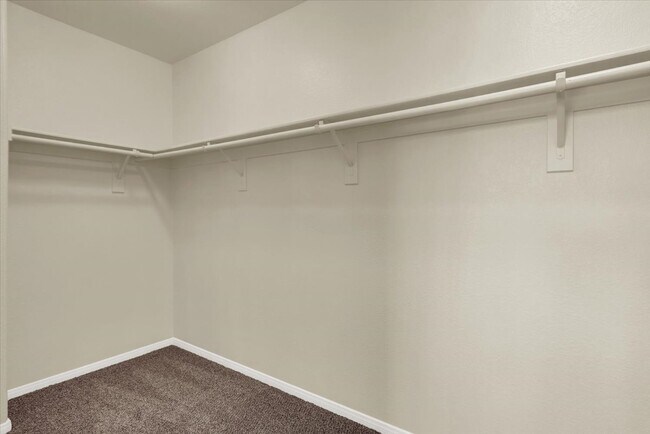Building Photo - 5453 Pipers Stone St