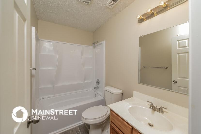 Building Photo - 3027 Canterbury Park Dr