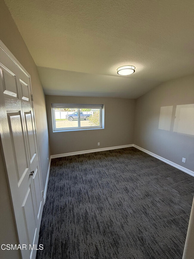 Building Photo - 216 Virginia Dr