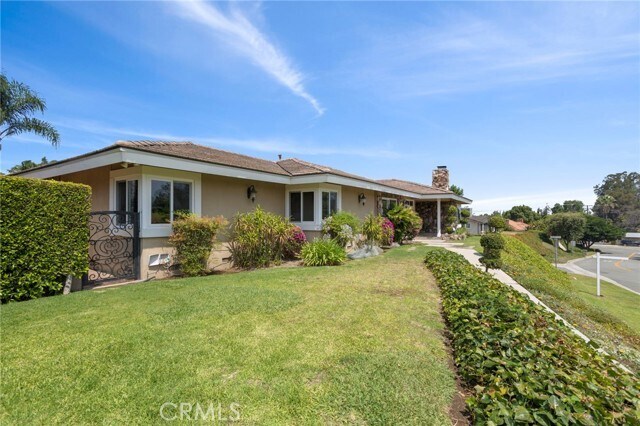 Building Photo - 1011 S Montezuma Way