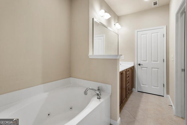 Building Photo - 2663 Rivers Edge Dr NE