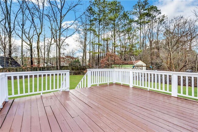 Building Photo - 4952 Pebblebrook Dr