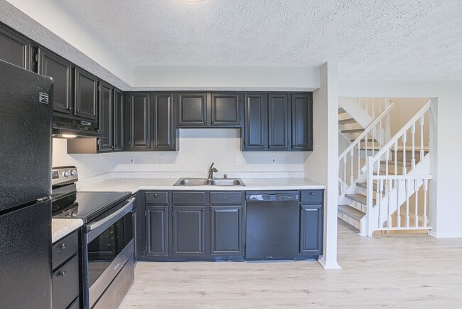 Building Photo - 426 Mystic View Turn