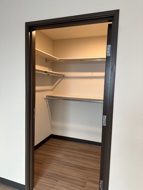 Building Photo - 15 19th Ave SW