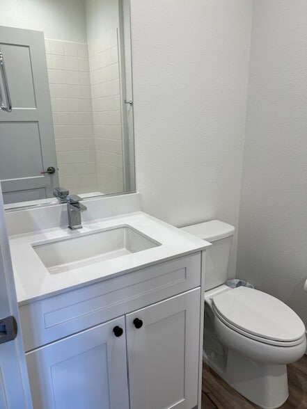 Building Photo - 265 Gambrel Cir