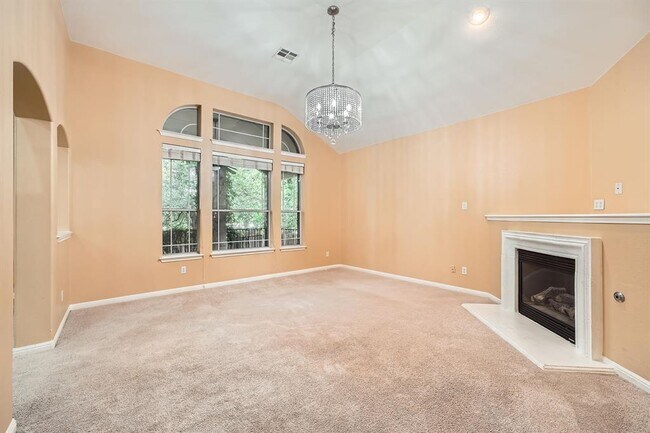Building Photo - 401 Mandarin Flyway