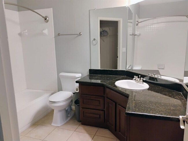 Building Photo - 6000 Shepherd Mountain Cove
