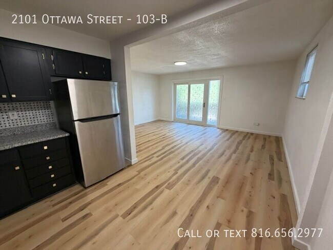 Building Photo - 2101 Ottawa St