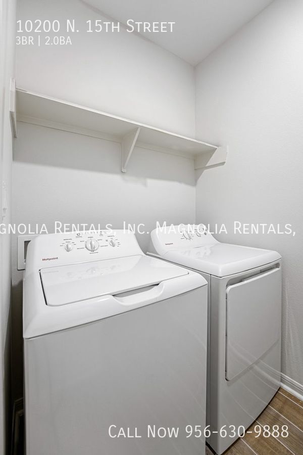 Building Photo - 10200 N 15th St