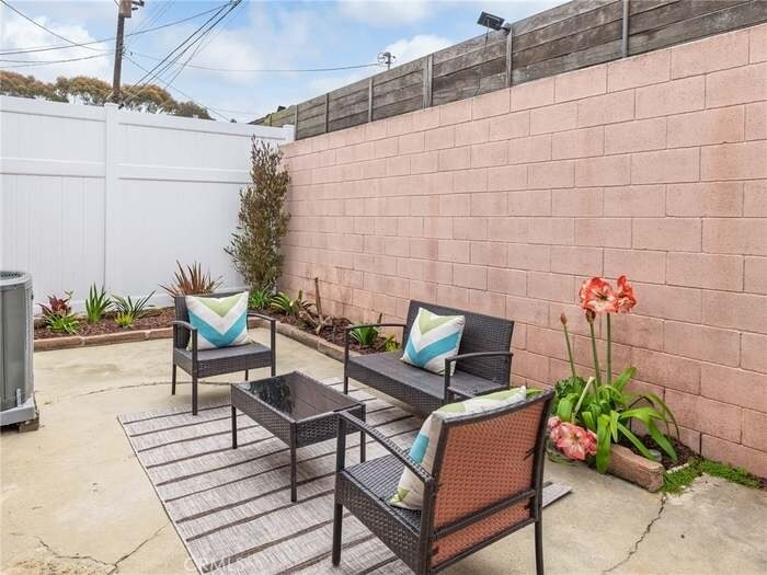 Building Photo - 5244 W 137th Pl