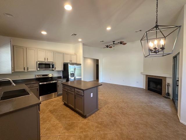 Building Photo - 893 N Drystone Ct