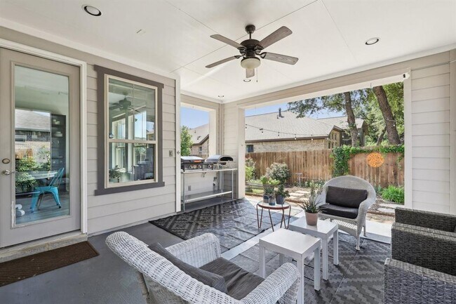 Building Photo - 712 Germander Rd