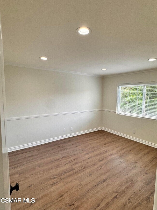 Building Photo - 2094 Bridgegate Ct