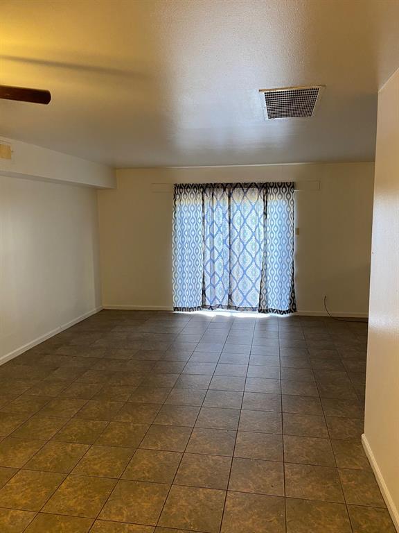 Building Photo - 708 Staitti St