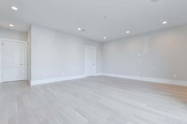 Building Photo - 377 West First St-