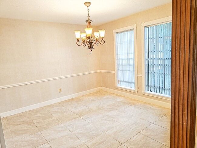 Building Photo - 3446 Mimosa Way