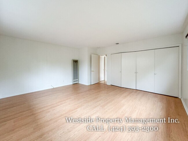 Building Photo - 4400 Vinton Ave