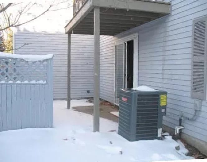 Building Photo - 7 Village Rock Ln